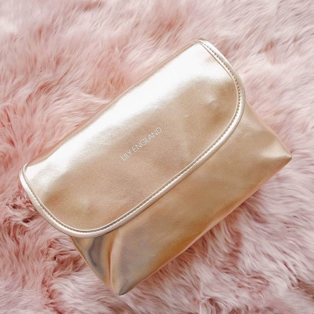 Lily England Toiletry Wash Bag For Women - Large Makeup Bag Organizer